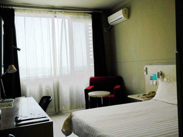 Jingjiang Inn Jurong Renmin Road Zhenjiang  Exterior foto